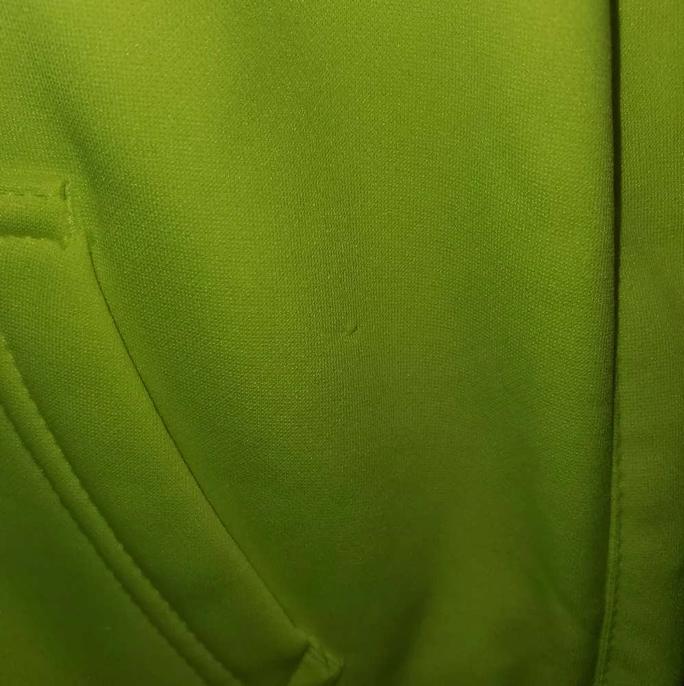 Nike Therma Fit toddler zip up sweatshirt. Size 2T.‎ Very gently worn.